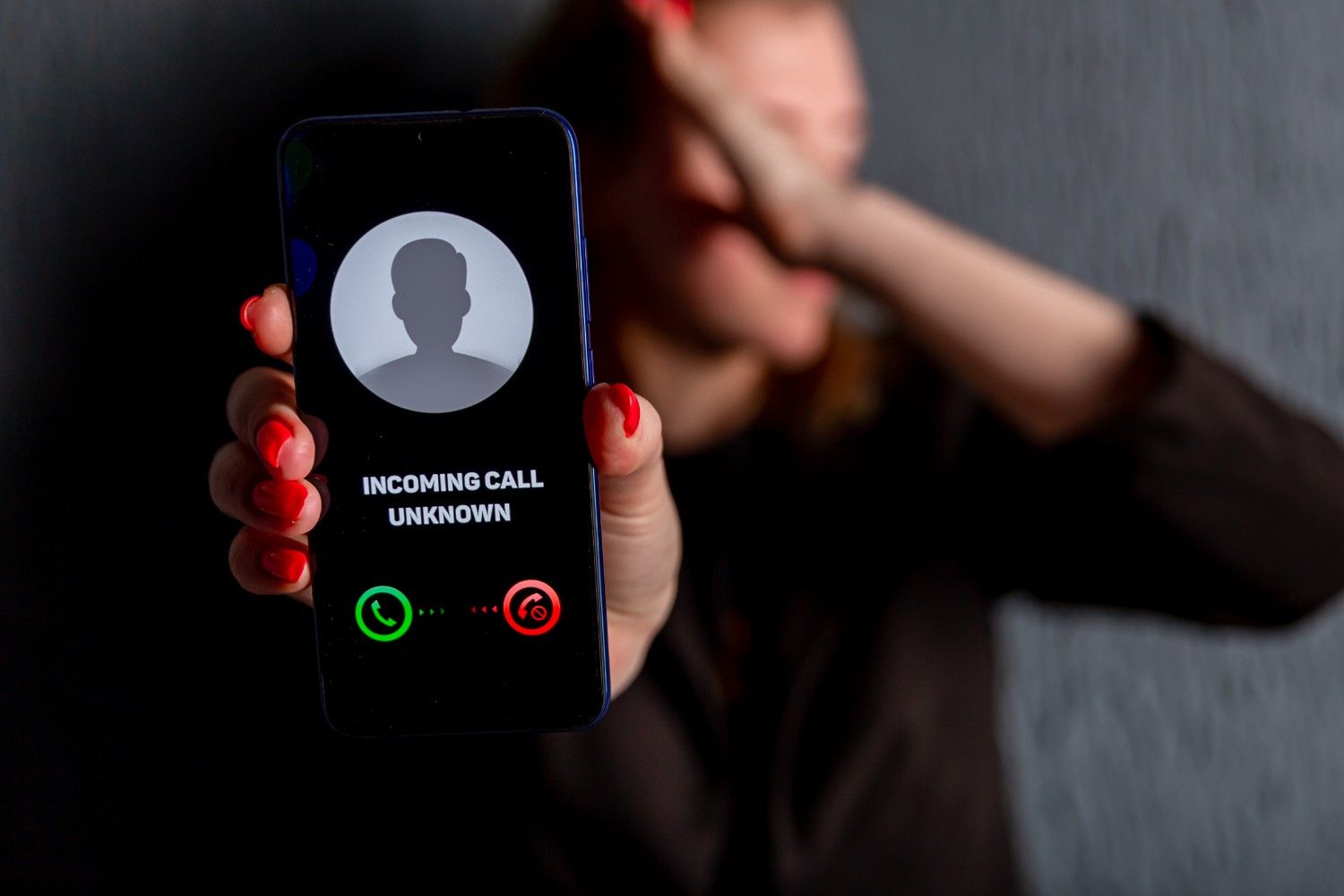Is 8125783173 a scam or a real debt collector